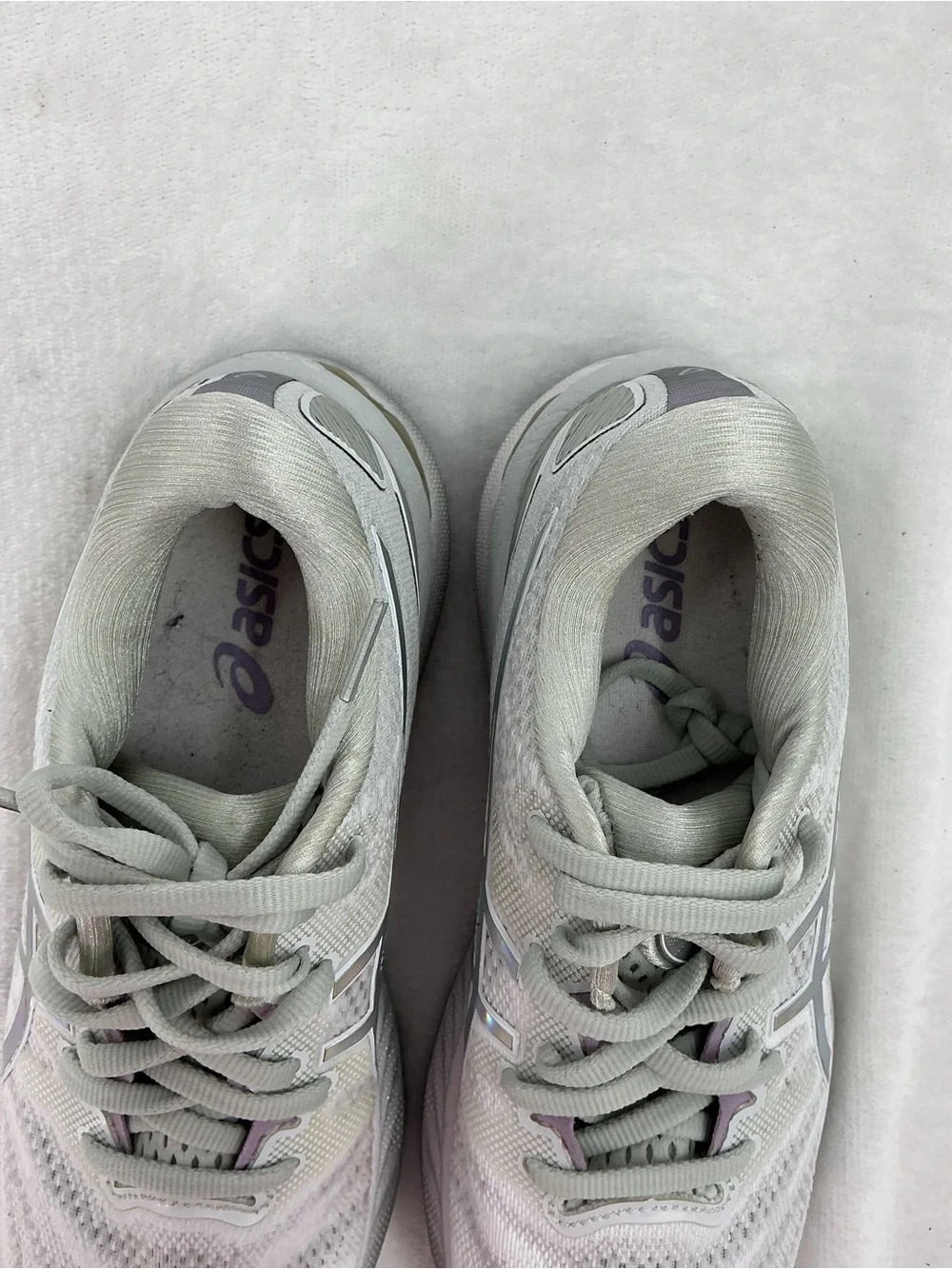 ASICS Light Gray and Lavender Mesh Running Shoes B 45